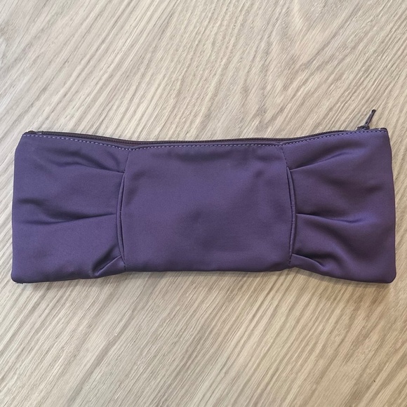 Brontibay Paris - Deep Purple Satin Bow Clutch Purse with Zip - Picture 2 of 10